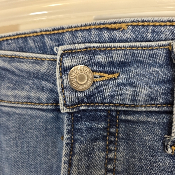⭐️Old Navy High Rise Extra Stretch Blue Jeans Size 10 - Picture 5 of 5